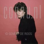 15-02-1978 Herman Brood at studio in Amsterdam.

[keywords]Posed, Half Length, Eyecontact[/keywords]